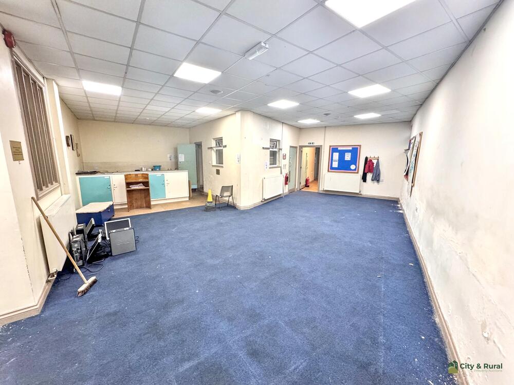 119-121 Fishponds Road property image 6