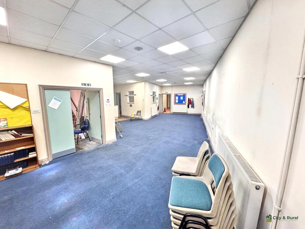 119-121 Fishponds Road property image 4