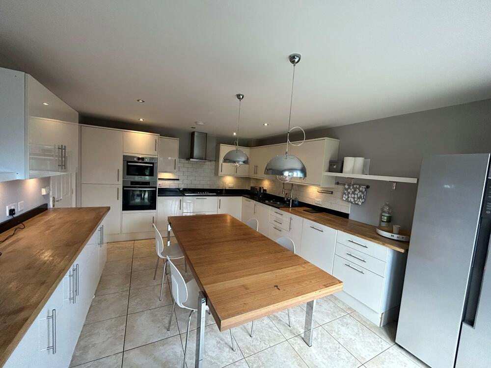 3 Longdrive, Stretton Road, Chesterfield Property Image 2