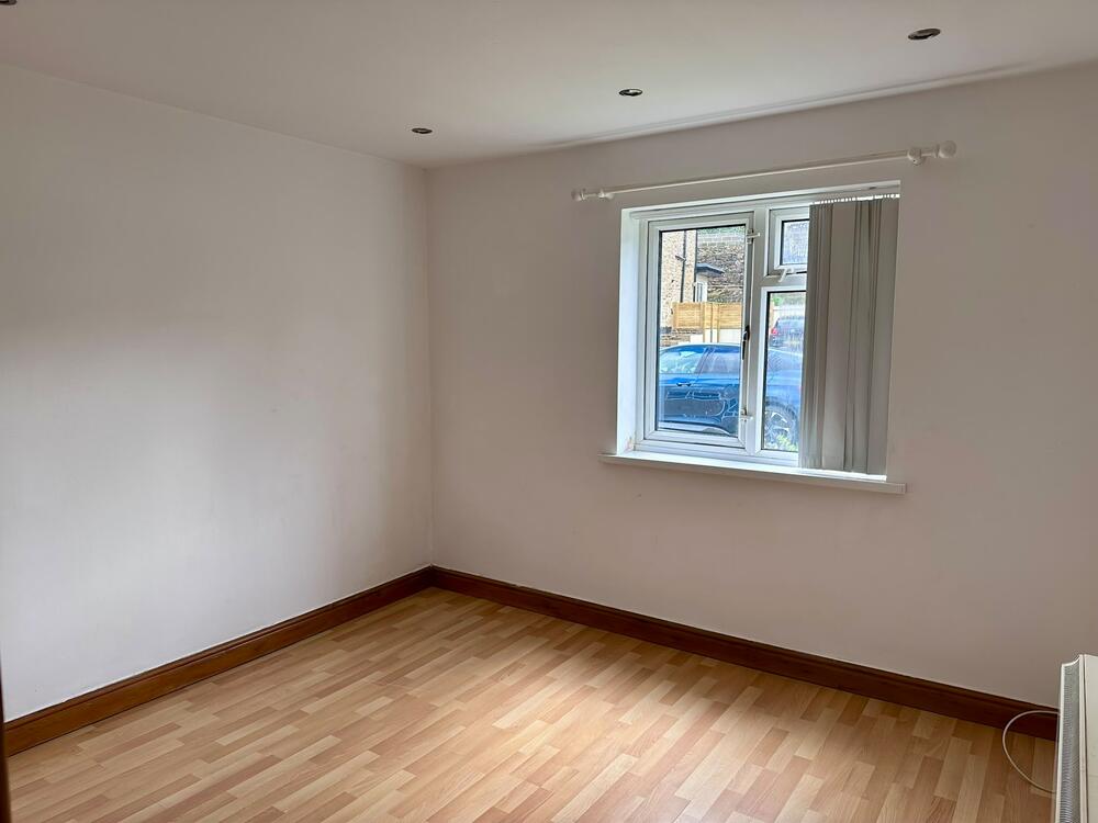 2 Westbank Court, Westbank Close, Dronfield Property Image 4