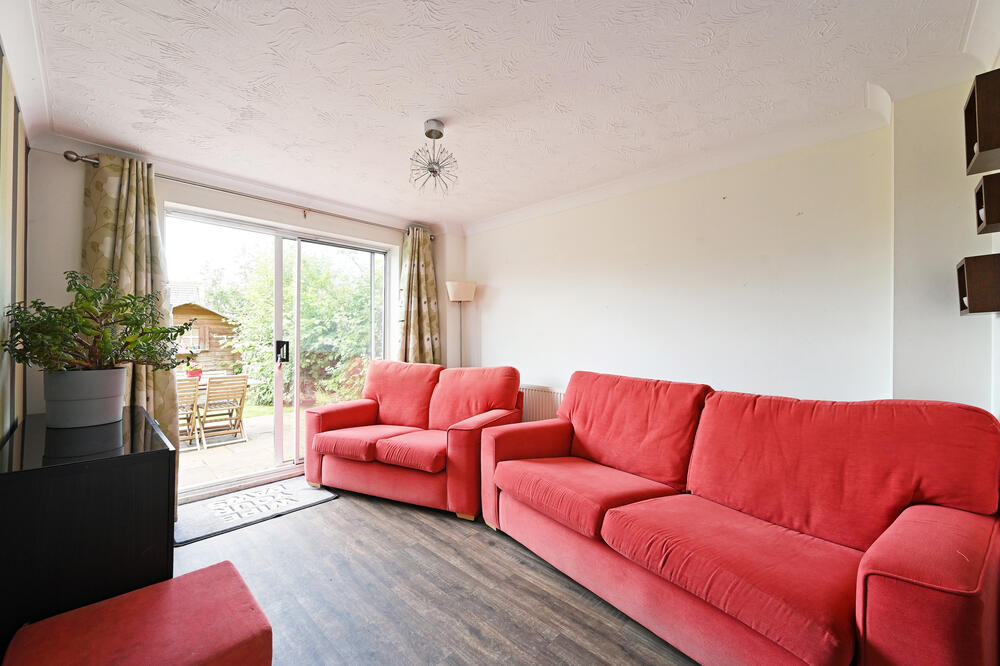 4 Glebe View, Barlborough, Chesterfield Property Image 5