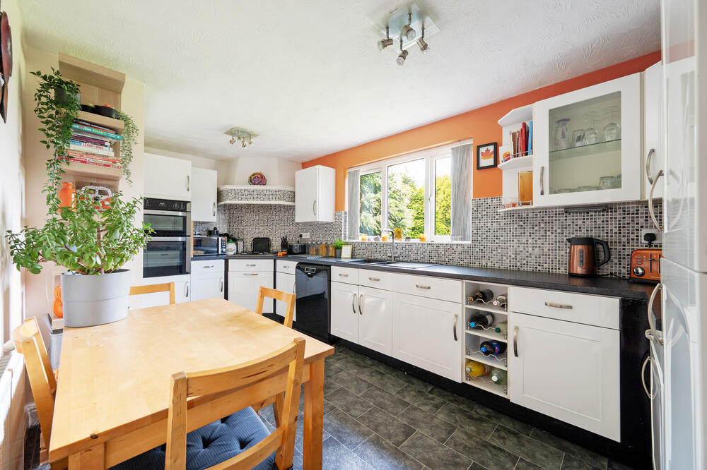 4 Glebe View, Barlborough, Chesterfield Property Image 3