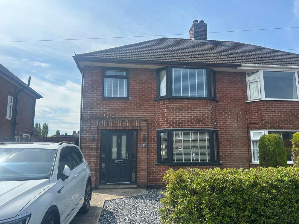 32 Barry Road, Brimington, Chesterfield Property Image 1