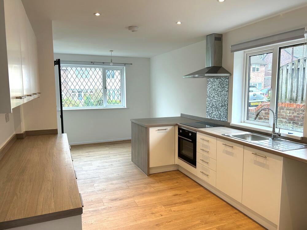 4 Ridd Way, Wingerworth, Chesterfield Property Image 2