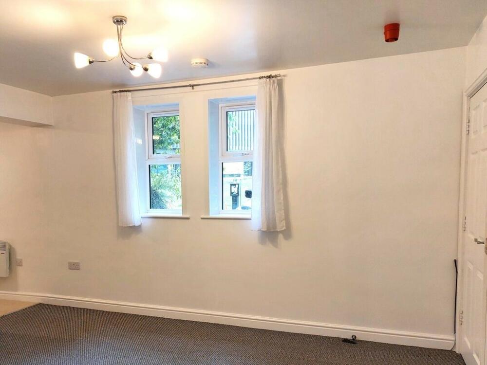 Flat 2, 29 West Bars, Chesterfield Property Image 5