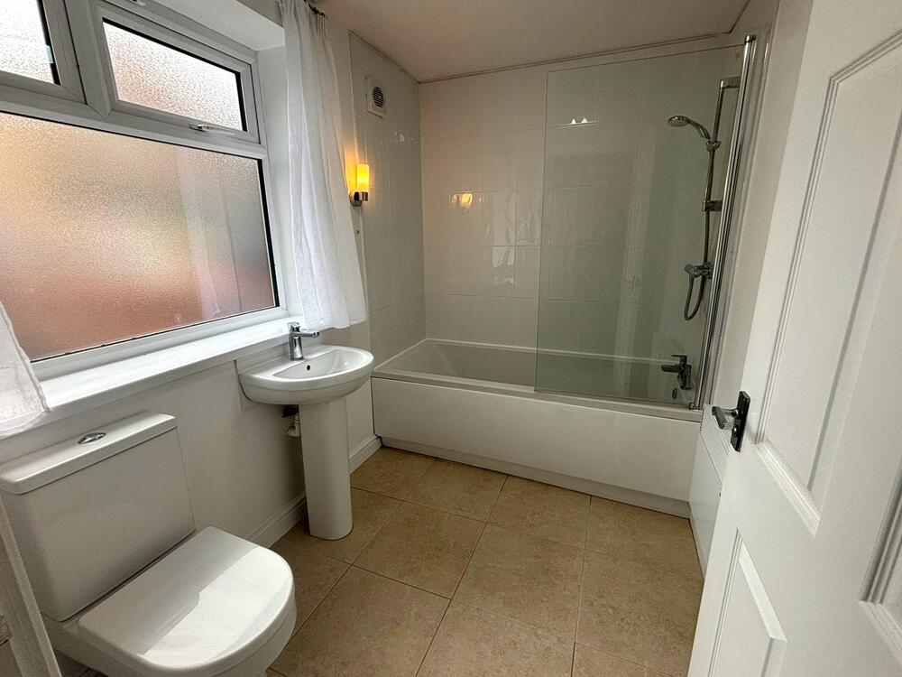 Flat 2, 29 West Bars, Chesterfield Property Image 4