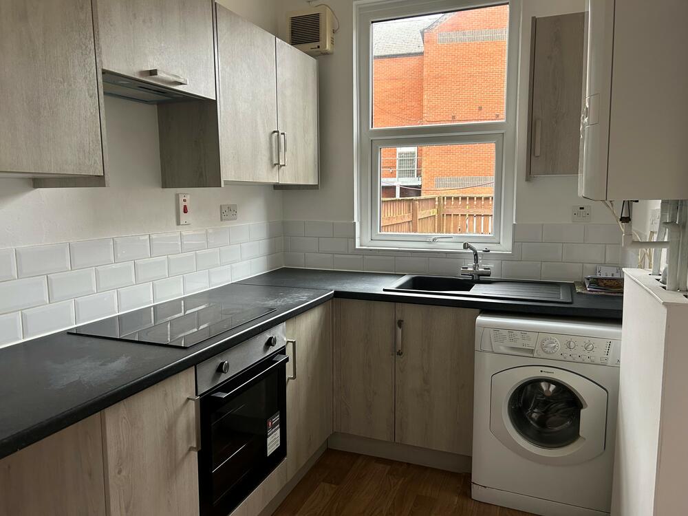 6 Marsden Street, Chesterfield Property Image 3