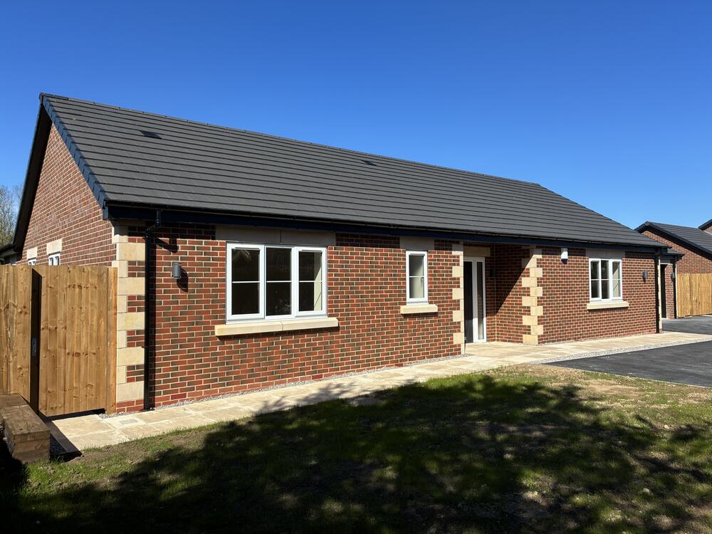 2 Water Meadow Lane, Upper Newbold, Chesterfield Property Image 1