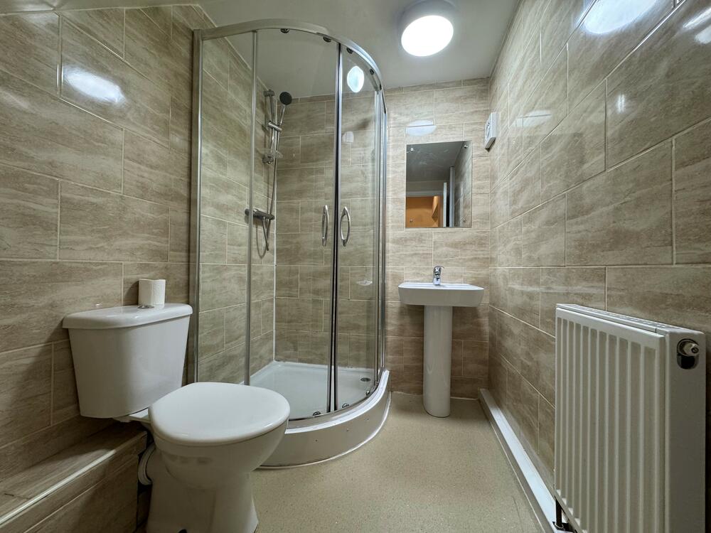 162 & 162A London Road, Sheffield Property Image 3