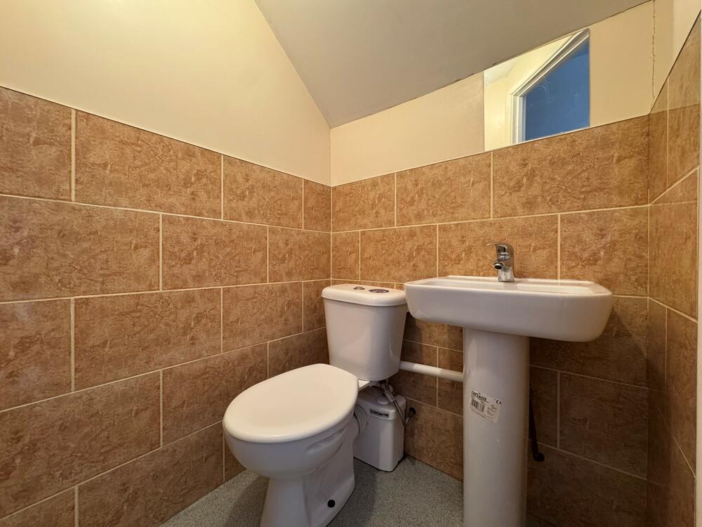 162 & 162A London Road, Sheffield Property Image 5