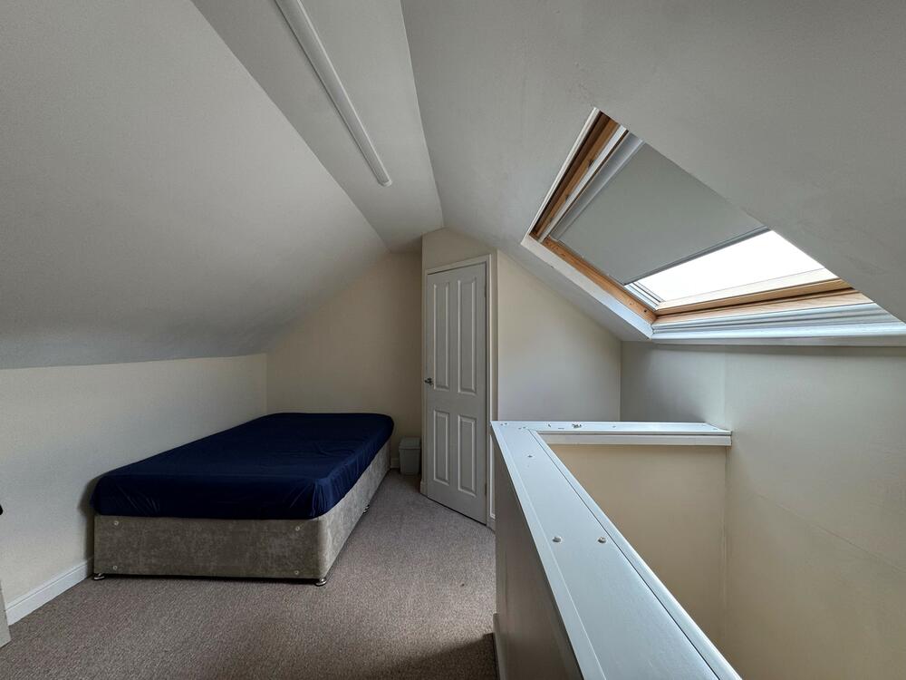 162 & 162A London Road, Sheffield Property Image 9