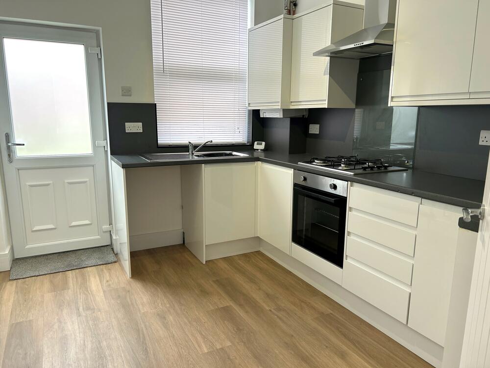 5 Charles Street, Chesterfield Property Image 2