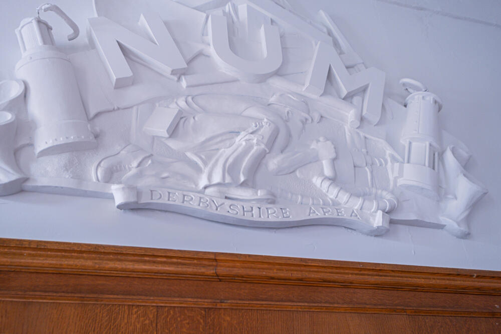 100 Saltergate, Chesterfield, Derbyshire S40 1LG