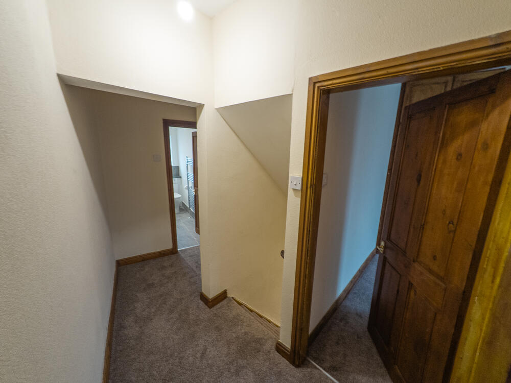 58 Jawbones Hill, Chesterfield Property Image 6