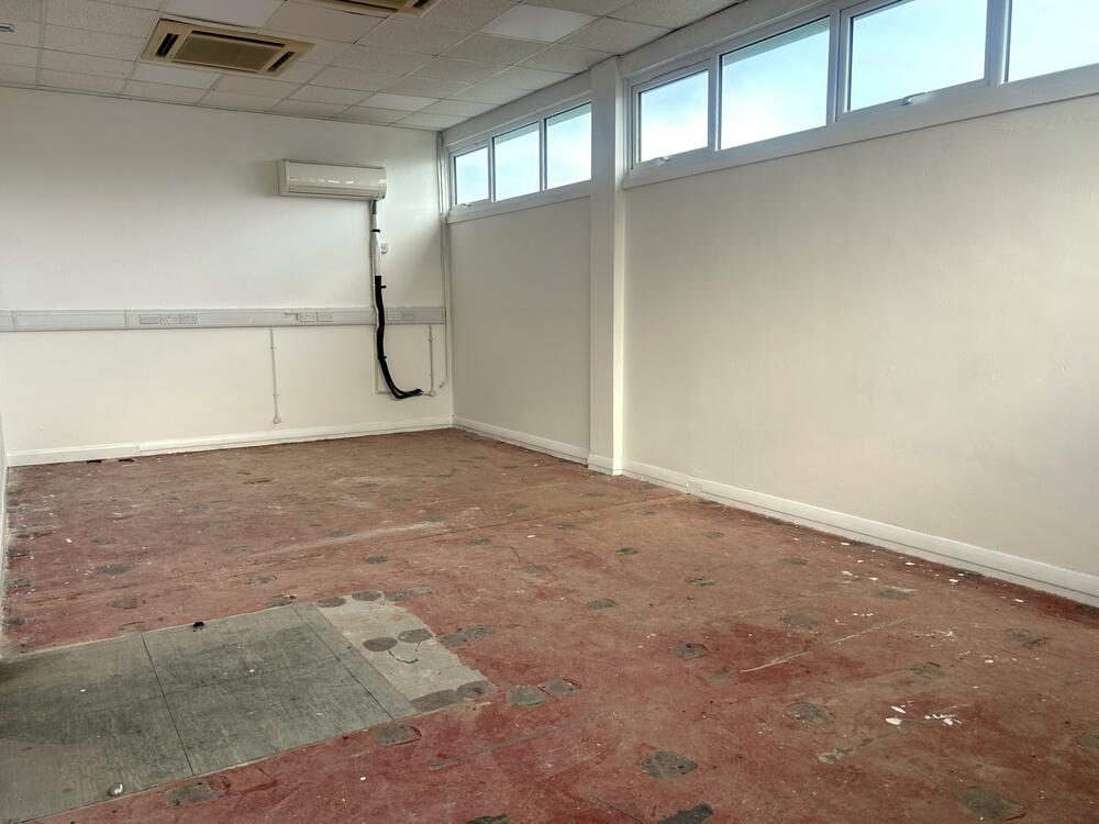 First Floor, East Block, Barker Lane, Brampton Property Image 4