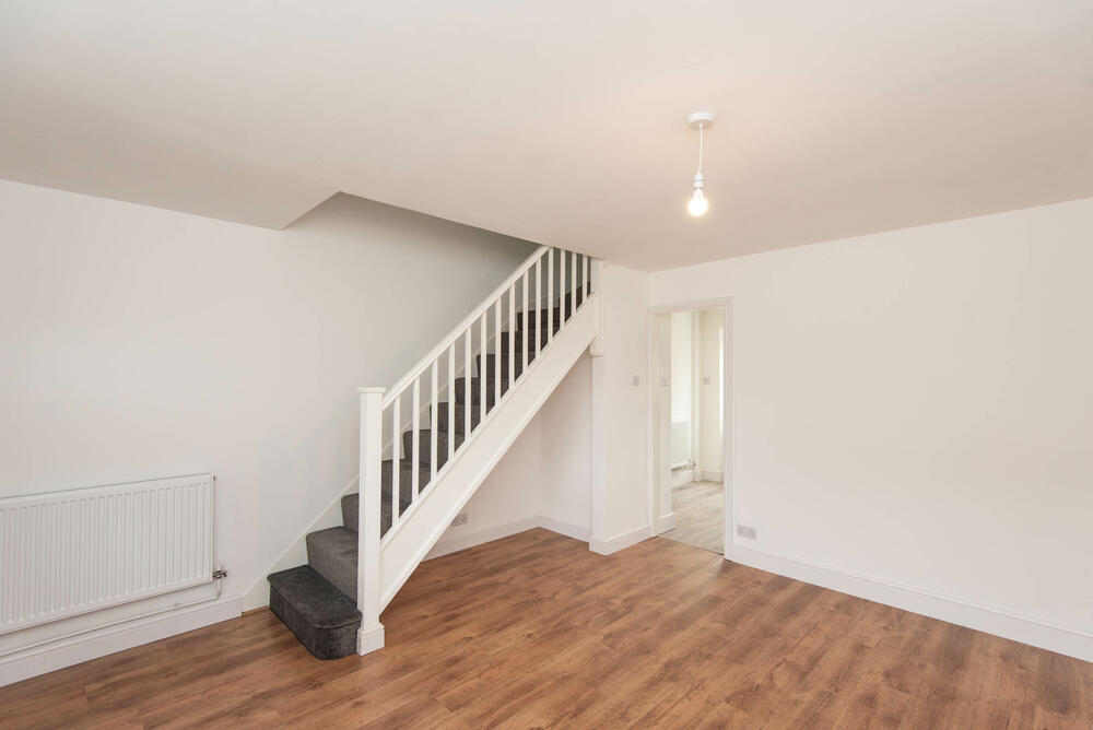 38 Hawthorne Street, Chesterfield, Derbyshire S40 2EG