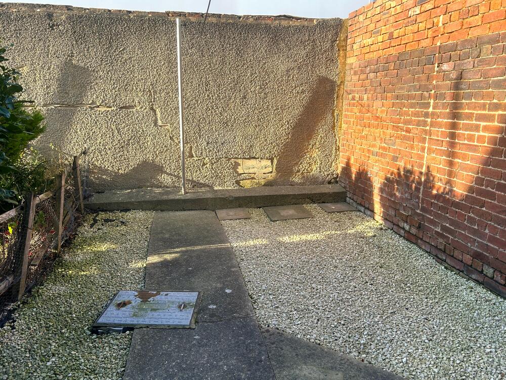 12 Halls Row, Barker Lane, Chesterfield Property Image 5