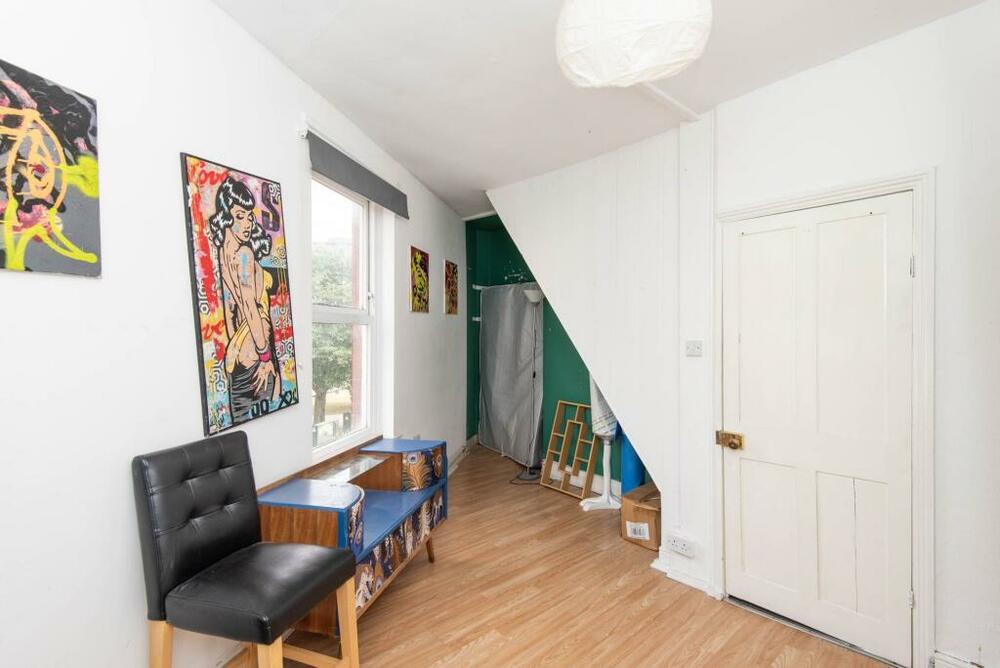 42 Club Garden Road, Sheffield, Derbyshire S11 8BU