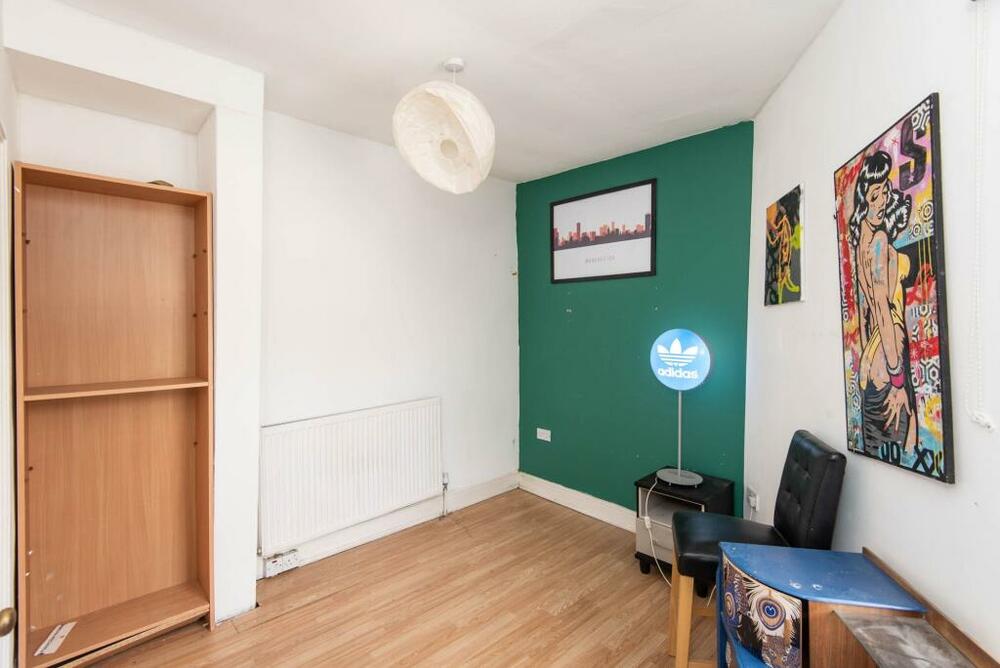 42 Club Garden Road, Sheffield, Derbyshire S11 8BU