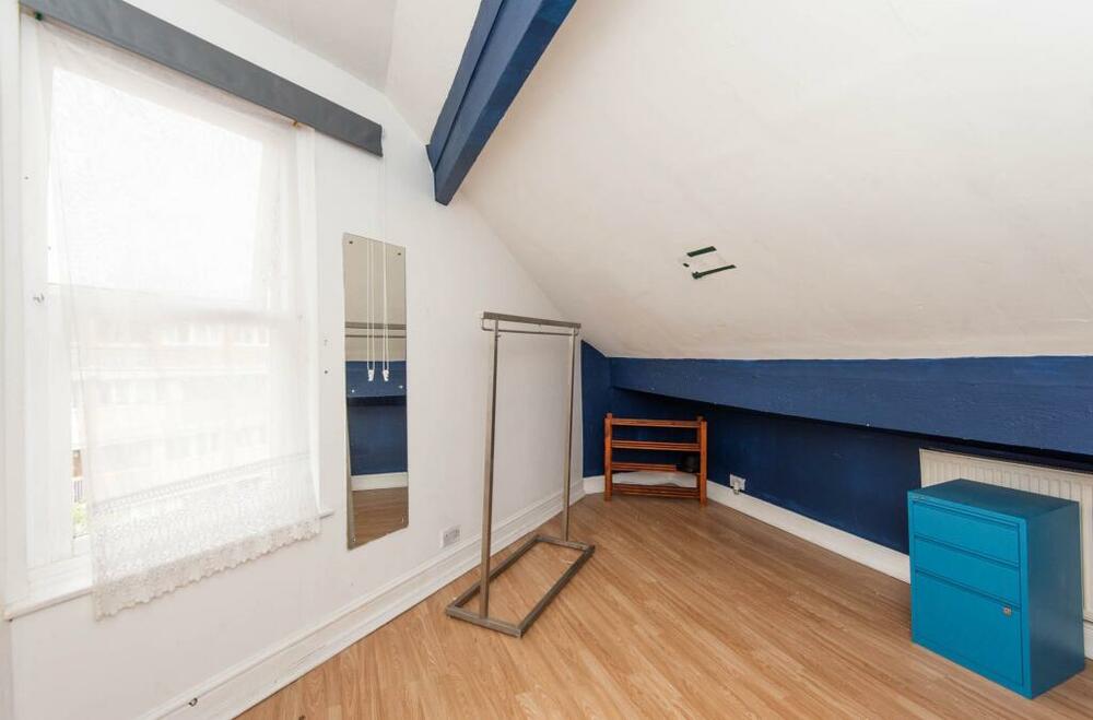 42 Club Garden Road, Sheffield, Derbyshire S11 8BU