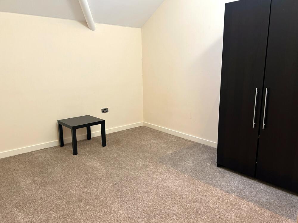 Apartment 302, Piccadilly Heights, Wain Avenue, Chesterfield, Derbyshire S41 0GF
