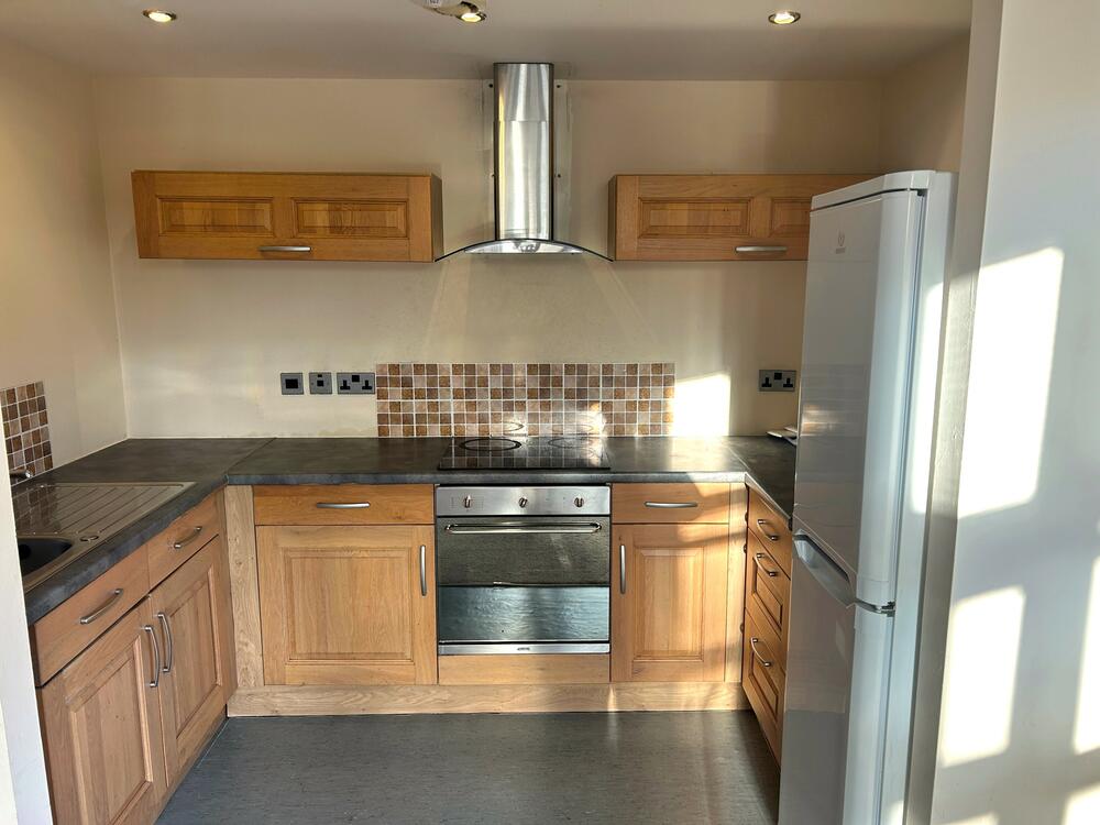 Apartment 302, Piccadilly Heights, Wain Avenue, Chesterfield, Derbyshire S41 0GF