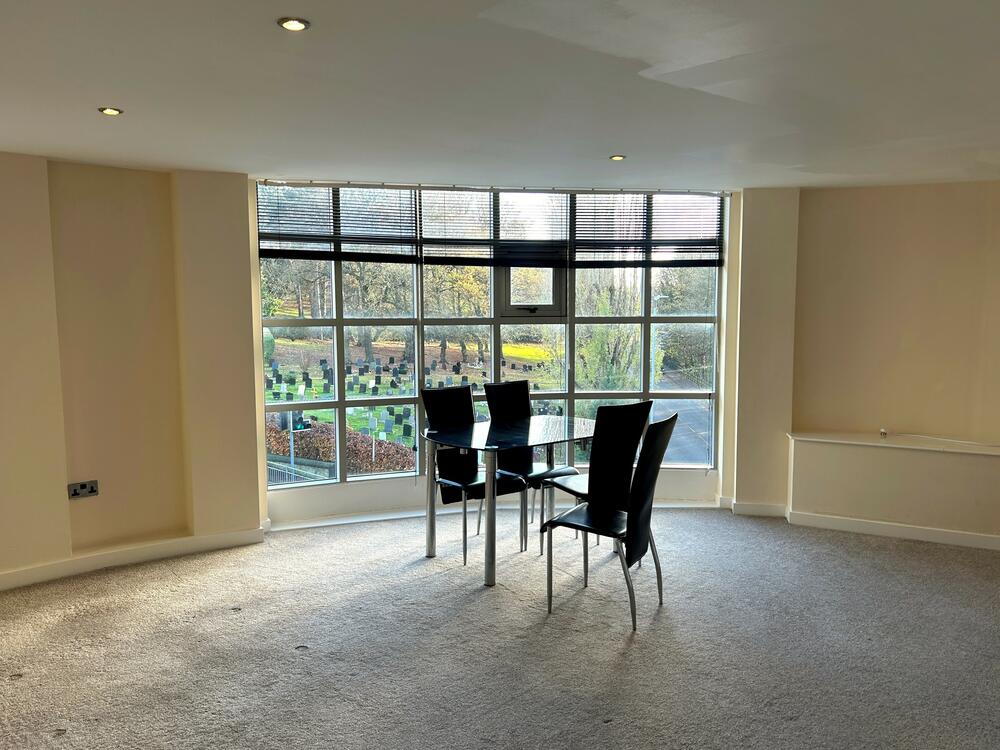 Apartment 302, Piccadilly Heights, Wain Avenue, Chesterfield, Derbyshire S41 0GF