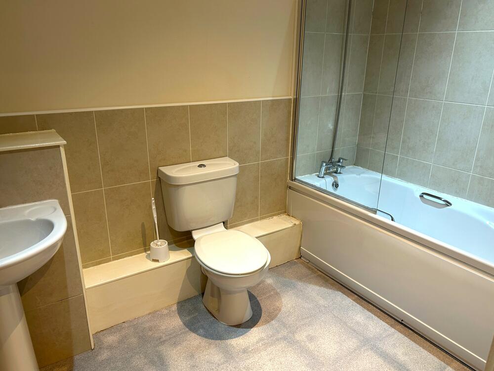 Apartment 302, Piccadilly Heights, Wain Avenue, Chesterfield, Derbyshire S41 0GF