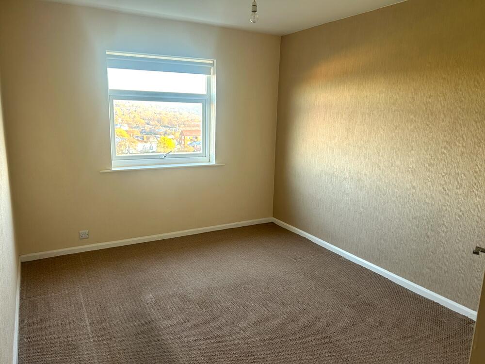 4 Hallam Court, Pembroke Road, Dronfield Property Image 4