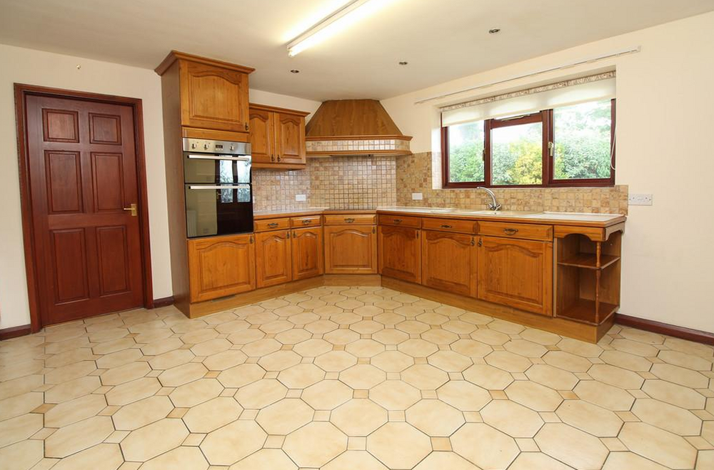 Moor View, 5 Water Meadow Lane, Chesterfield Property Image 2