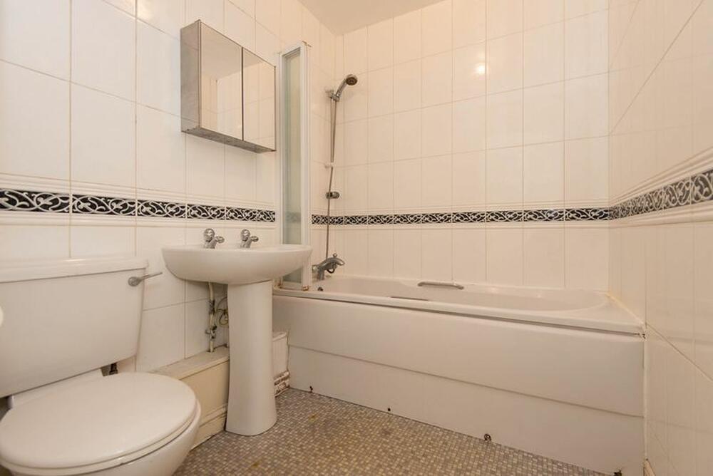 9 Oliver House, Wain Avenue, Chesterfield Property Image 8