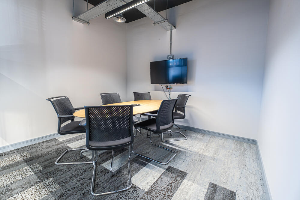 Unit 9, Royal Court, Chesterfield Property Image 4