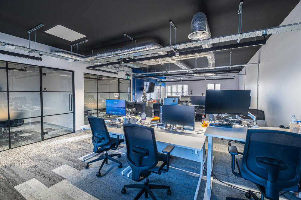 Unit 9, Royal Court, Chesterfield Property Image 5