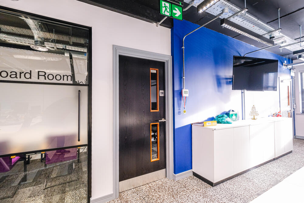 Unit 9, Royal Court, Chesterfield Property Image 11