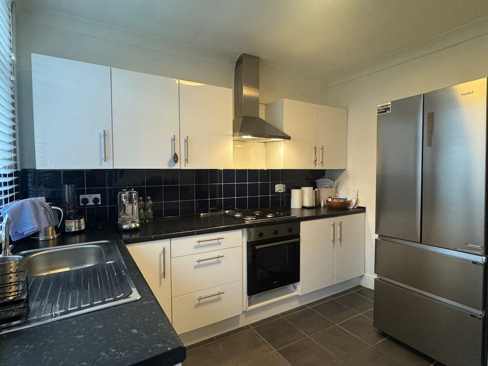 37 Alma Street West, Chesterfield, Derbyshire S40 2AX