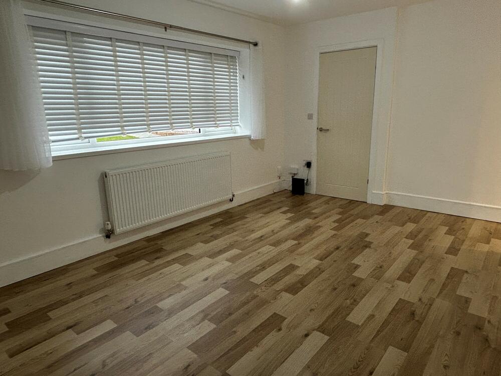 12 Warren Crescent, Marsh Lane, Sheffield Property Image 4