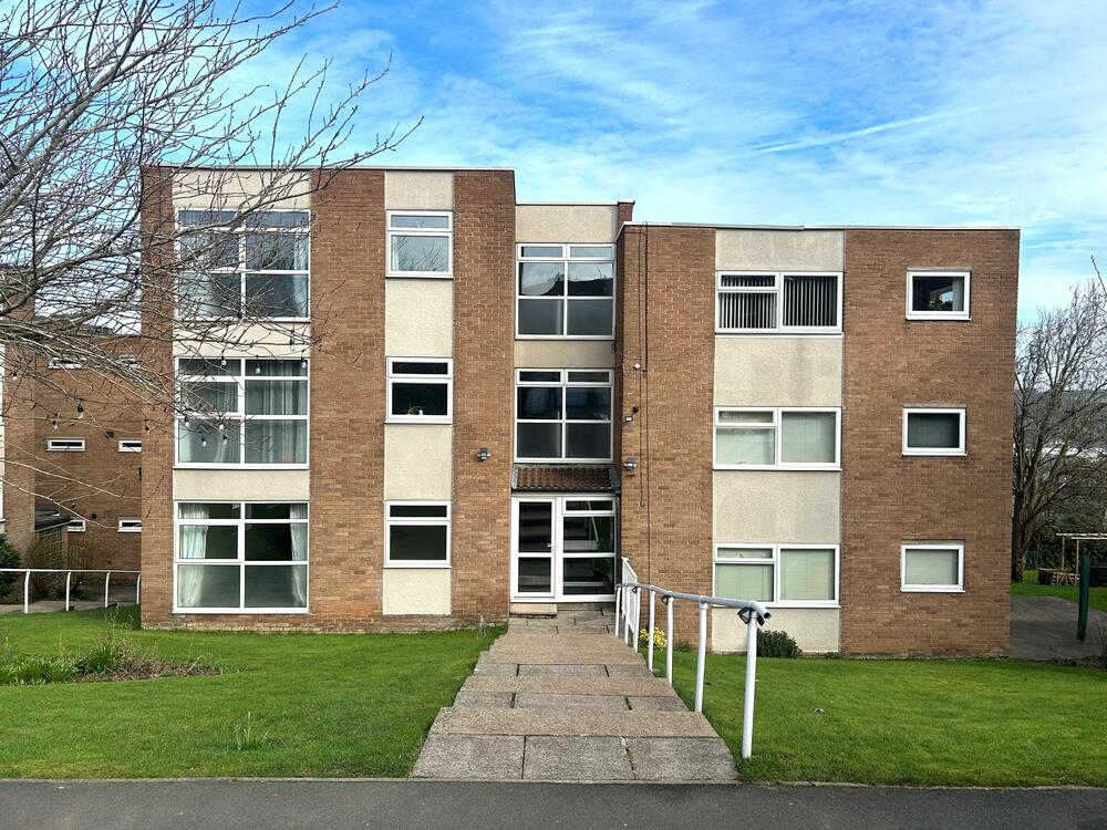 12A Hallam Court, Pembroke Road, Dronfield Property Image 1