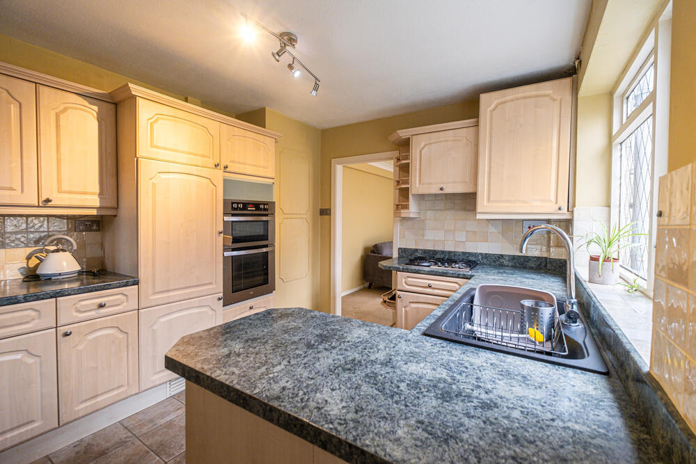 1 Pear Tree Avenue, Wingerworth, Chesterfield S42 6QB