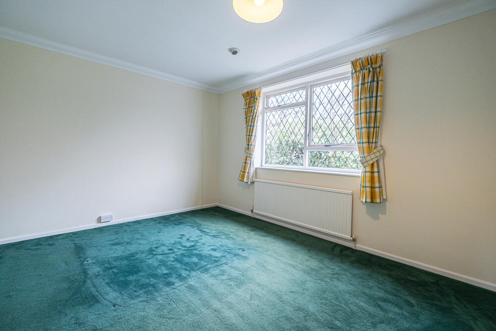 1 Pear Tree Avenue, Wingerworth, Chesterfield S42 6QB