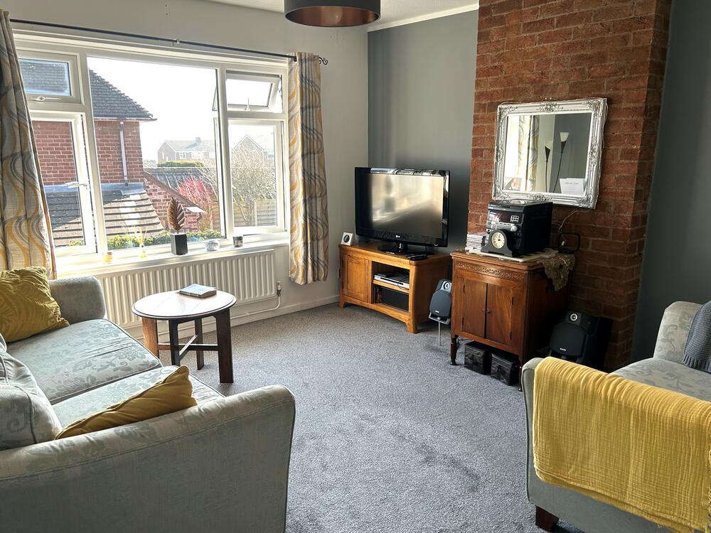 2 Coppice Court, Coppice Close, Chesterfield Property Image 2