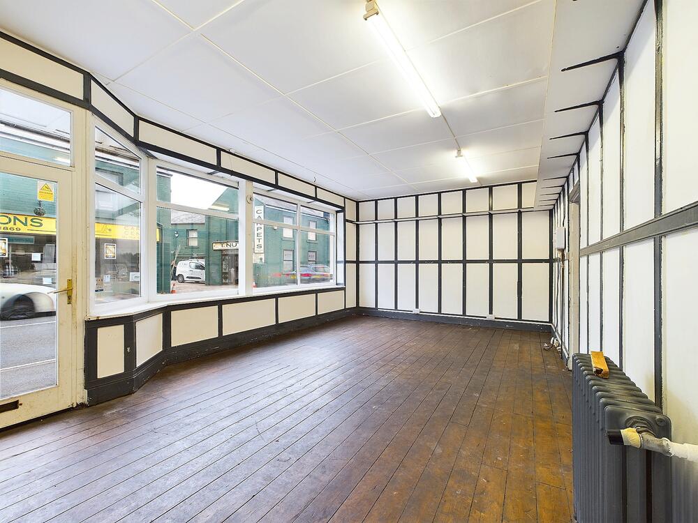 10 High Street, Clay Cross, Chesterfield, Derbyshire S45 9DY