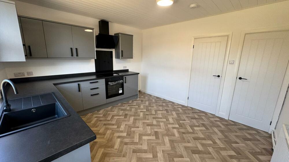 12 Vincent Crescent, Chesterfield Property Image 2