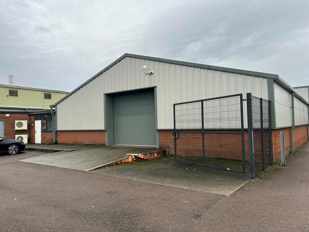 Unit to rear of 1 S18 Hub, Callywhite Lane, Dronfield Property Image 2