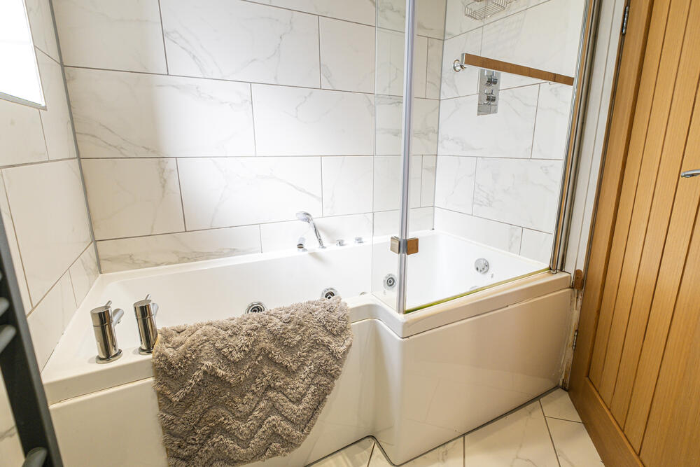 32 Barry Road, Brimington, Chesterfield Property Image 15