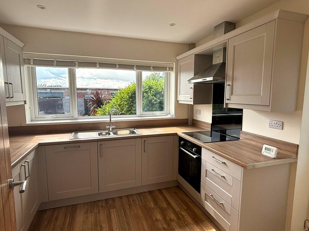 36 St. Philips Drive, Hasland, Chesterfield Property Image 3