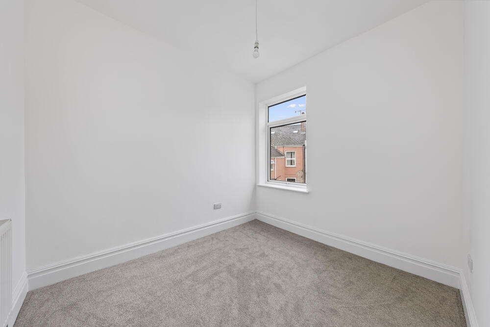 40 Compton Street, Chesterfield Property Image 9