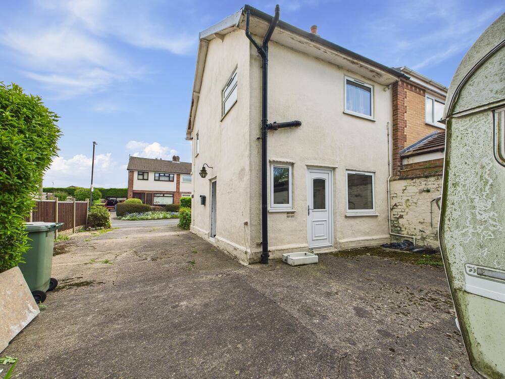 3 Birkin Lane West, Grassmoor, Chesterfield Property Image 2