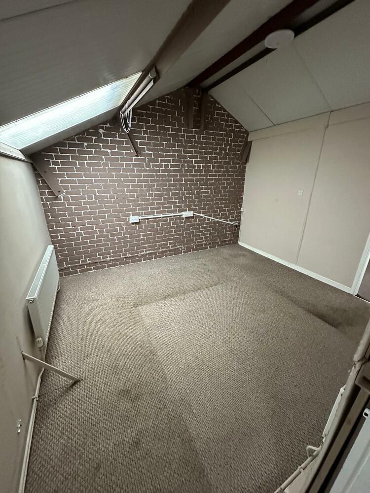Unit 2, Thompson Street, Chesterfield Property Image 8