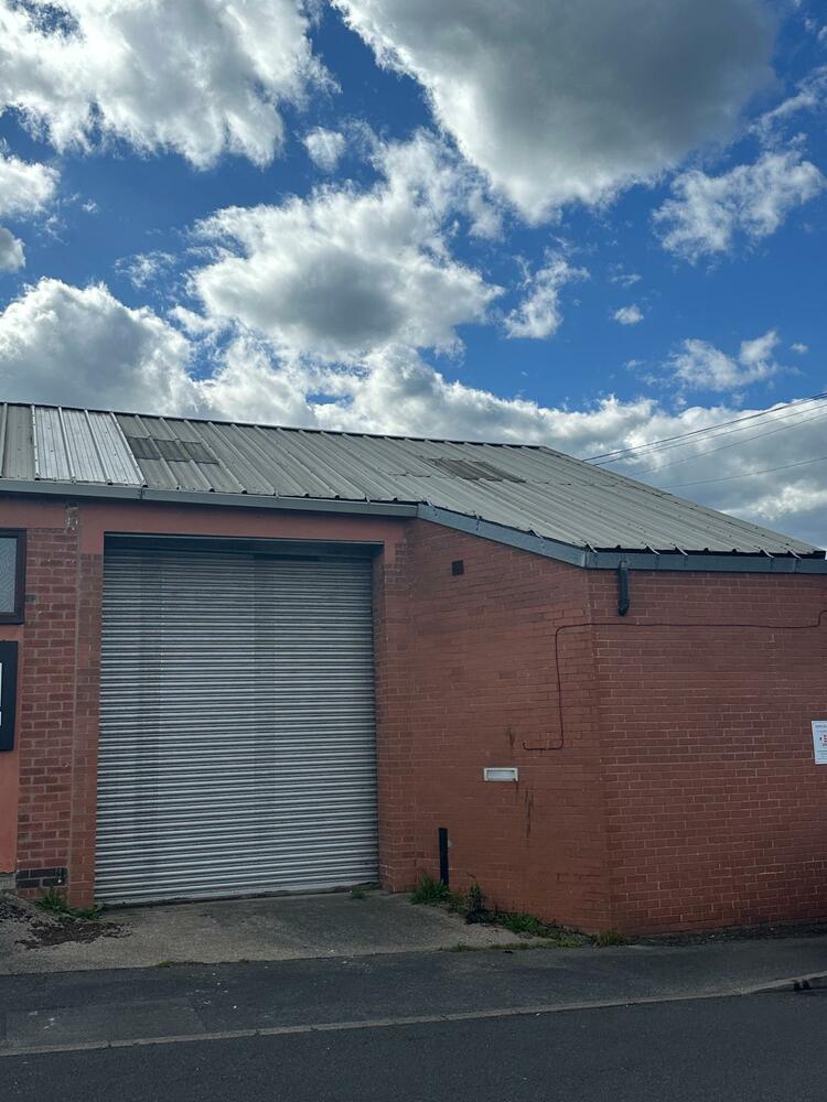 Unit 2, Thompson Street, Chesterfield Property Image 1