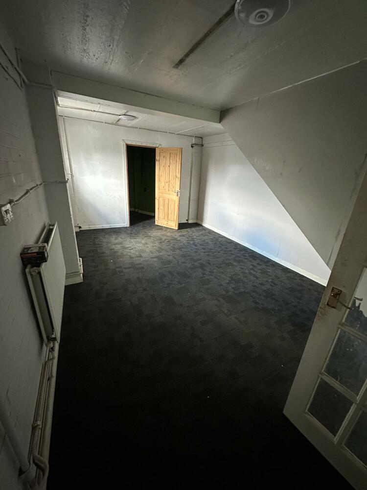 Unit 2, Thompson Street, Chesterfield Property Image 10